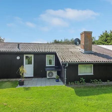 Arben - 900m From The Sea By Interhome Feriehus Løkken